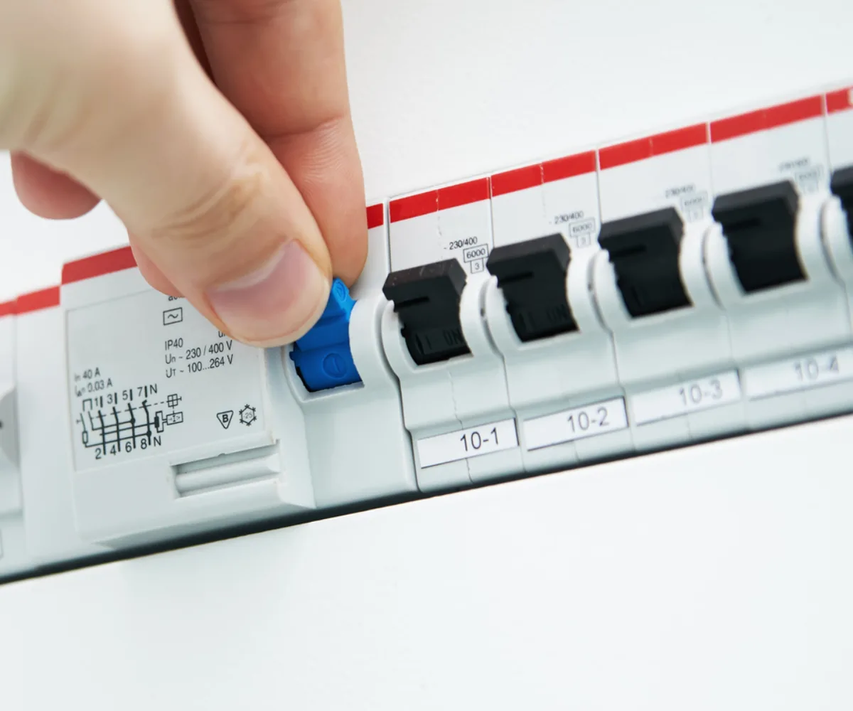 Diagnostic électrique obligatoire à Sète